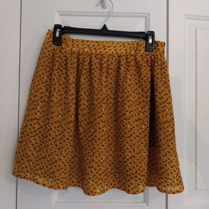 Yellow pattered skit, size M